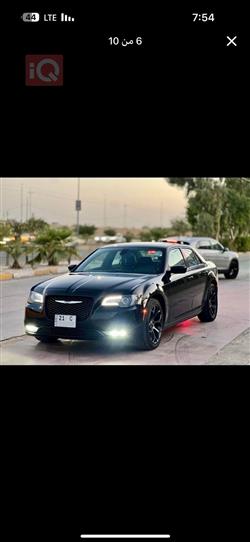 کرایسلەر 300